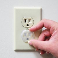 Dreambaby Outlet Plugs, 12 Pack